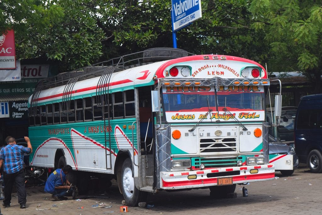画鸡巴士时看到的尼加拉瓜背包旅行路线必威体育官方登录