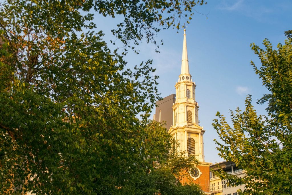 波士顿公园街教堂的尖塔，是波士顿最好的景点之一