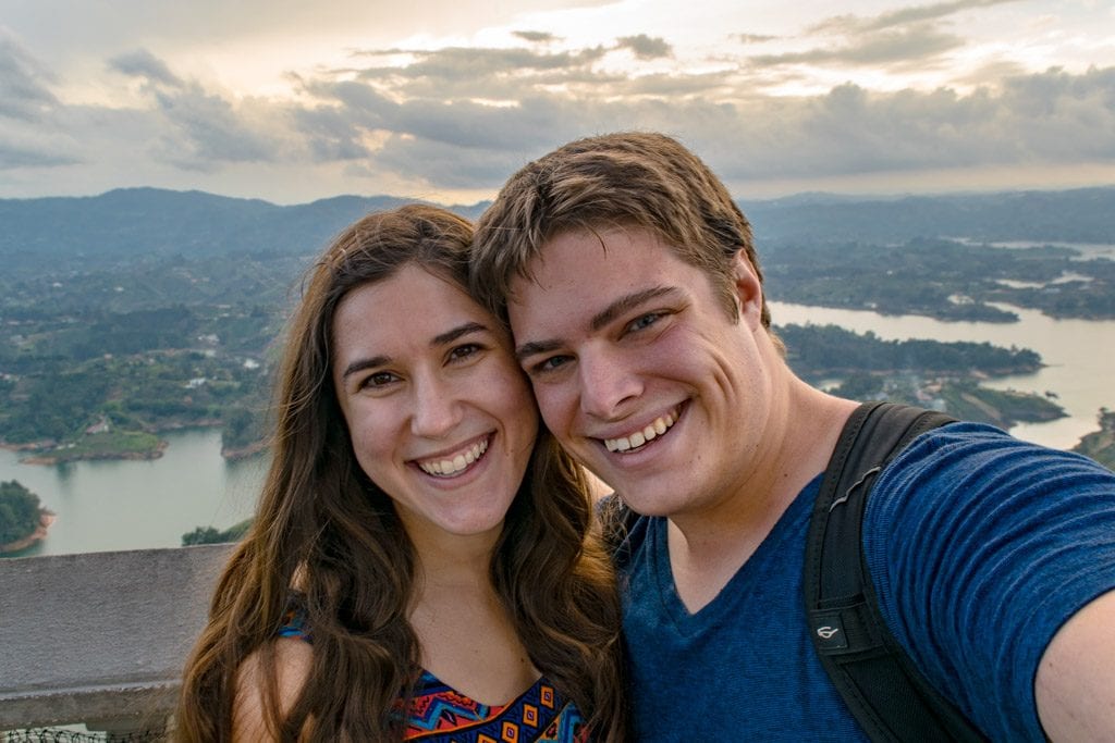 凯特·斯道姆和杰里米·斯道姆在哥伦比亚瓜塔佩