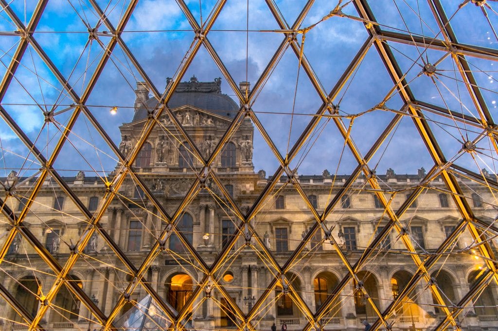 巴黎蜜月:参观卢浮宫