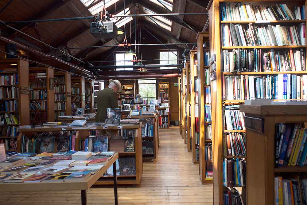 威尔士海伊河畔的布斯书店，欧洲最漂亮的书店之一