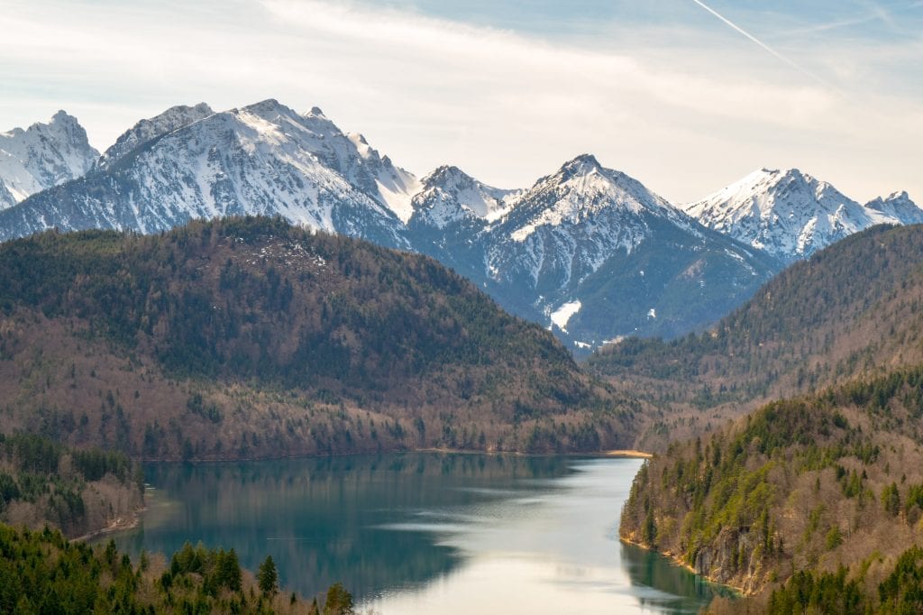 从慕尼黑到新天鹅堡:巴伐利亚山脉的湖泊