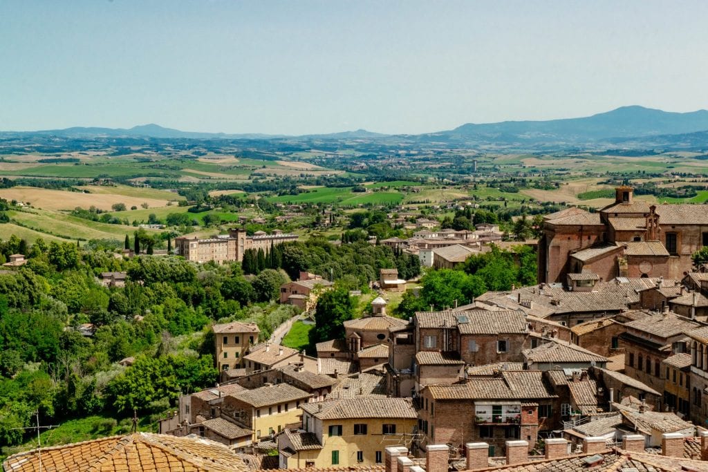 Honeymoon in Tuscany: rooftops of Siena