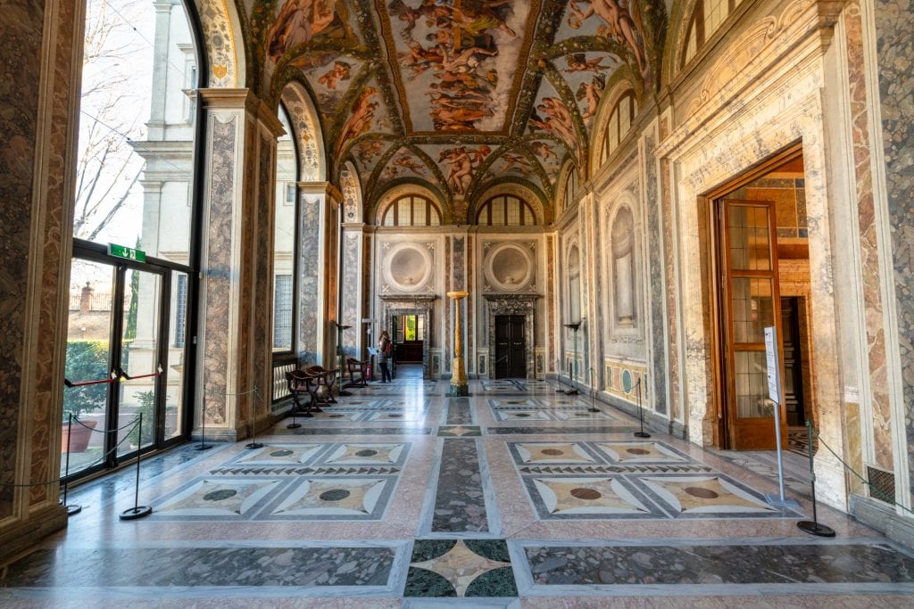 罗马隐藏的瑰宝:法内西纳别墅拉斐尔的壁画