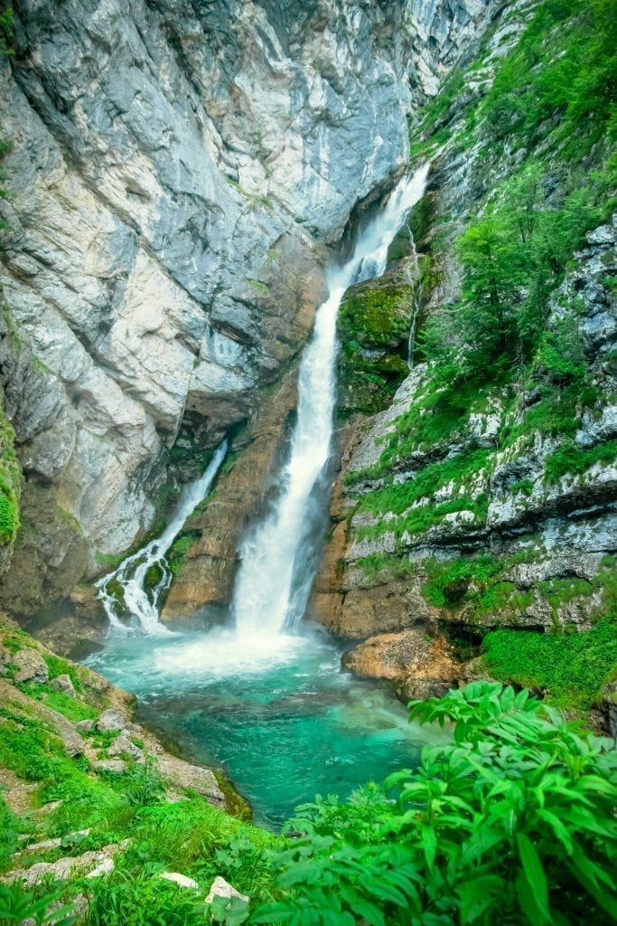 斯洛文尼亚的萨维卡瀑布，在斯洛文尼亚旅行途中看到的景象