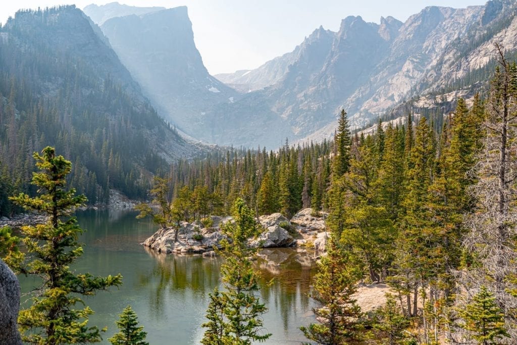 落基山国家公园的梦湖，美国最美丽的国家公园之一