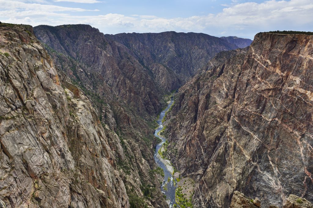 甘尼逊黑峡谷，科罗拉多州的国家公园之一，从视点上看