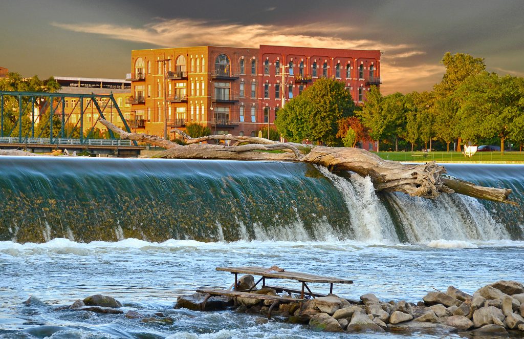 位于密歇根州大急流城的河流，是美国度假胜地中隐藏的瑰宝之一