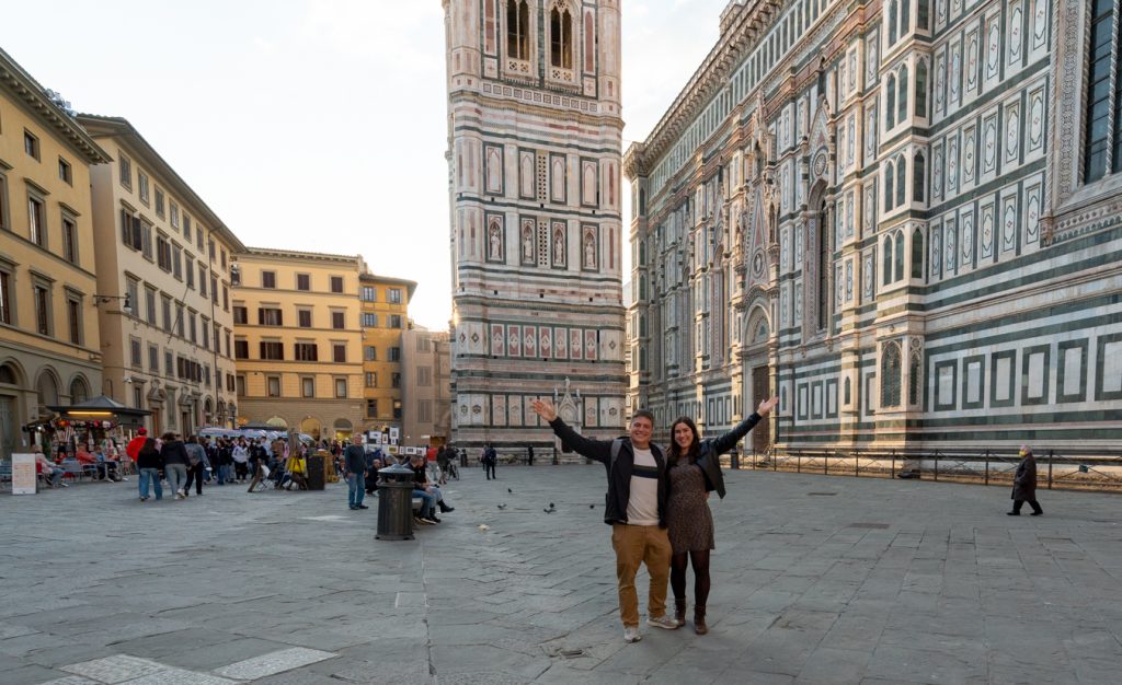 凯特·斯托姆和杰里米·斯托姆参观意大利佛罗伦萨大教堂