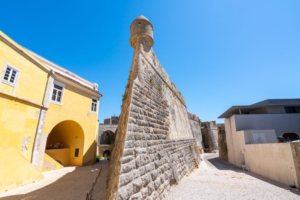 卡斯凯伊斯城的防御墙是葡萄牙卡斯凯伊斯城最值得一看的景点之一