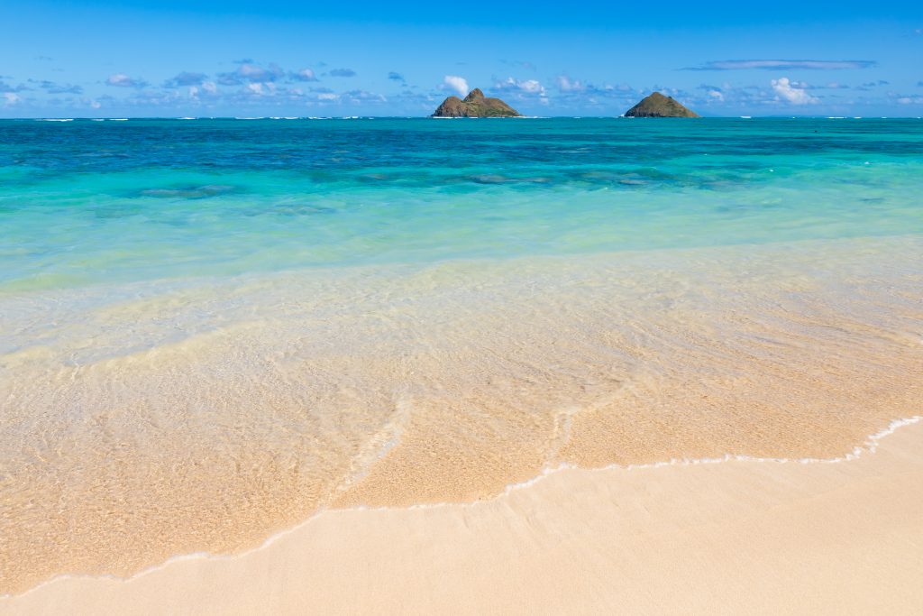 lanikai海滩的近景，这是夏威夷瓦胡岛最好的旅游胜地之一