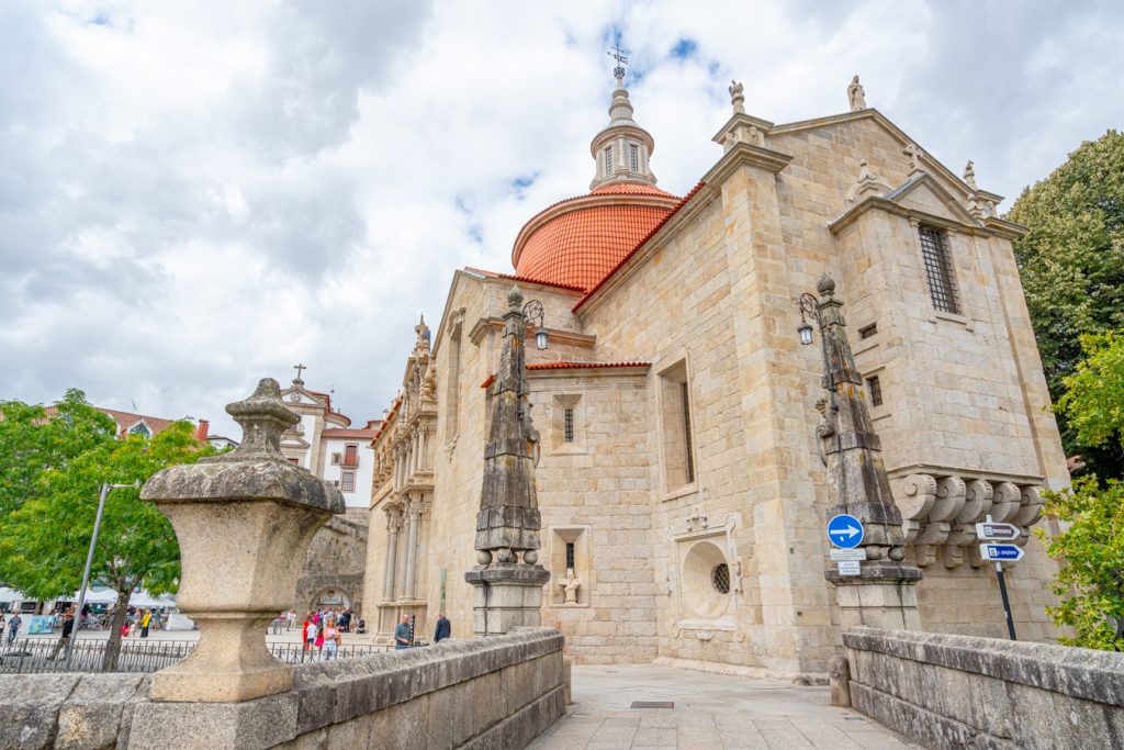 SAO goncalo教堂的景色，葡萄牙最受欢迎的景点之一
