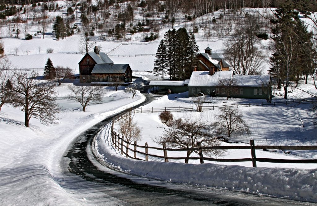 伍德斯托克附近的睡谷农场本月被雪覆盖，这是美国最好的寒假之一